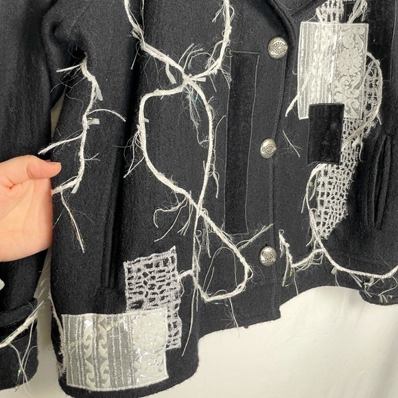 VTG Funky Wool Gap peacoat with metallic threading and embroidery patchwork Sz.L - Picture 8 of 9